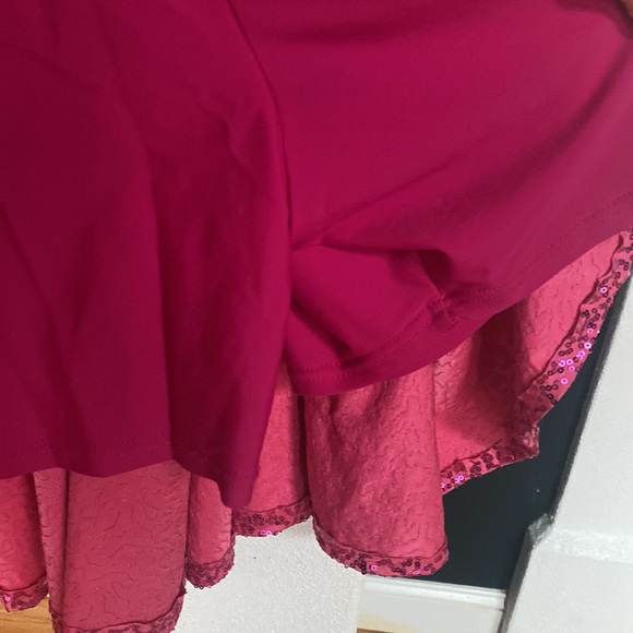 Performance Costume - Picture 3 of 4